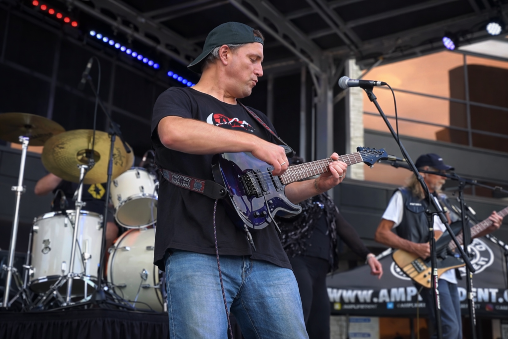 jeff-garner-neo-classical-guitarist